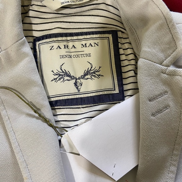 Vest - Picture 3 of 3